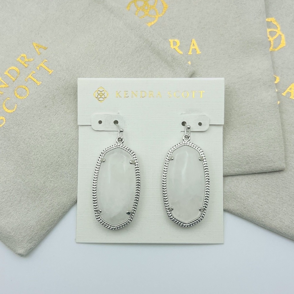 Kendra Scott Elle Ivory Quartz Drop Earrings in Silver
